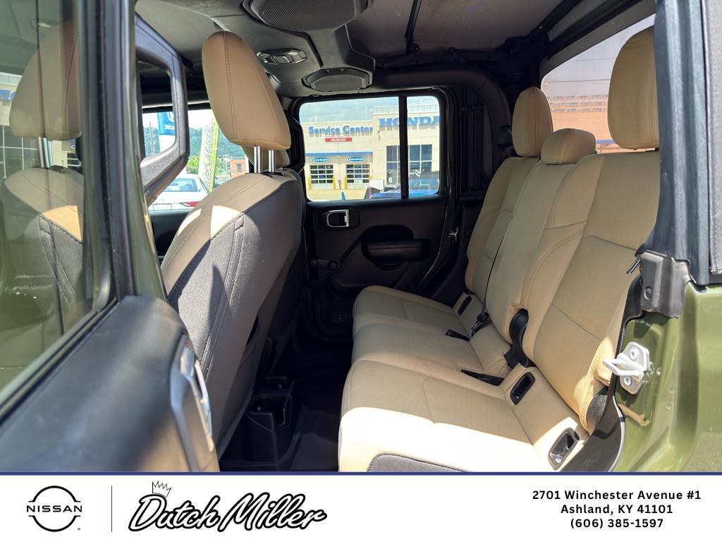 2022 Jeep Gladiator Willys Sport