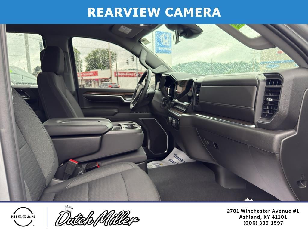 2023 Chevrolet Silverado LT