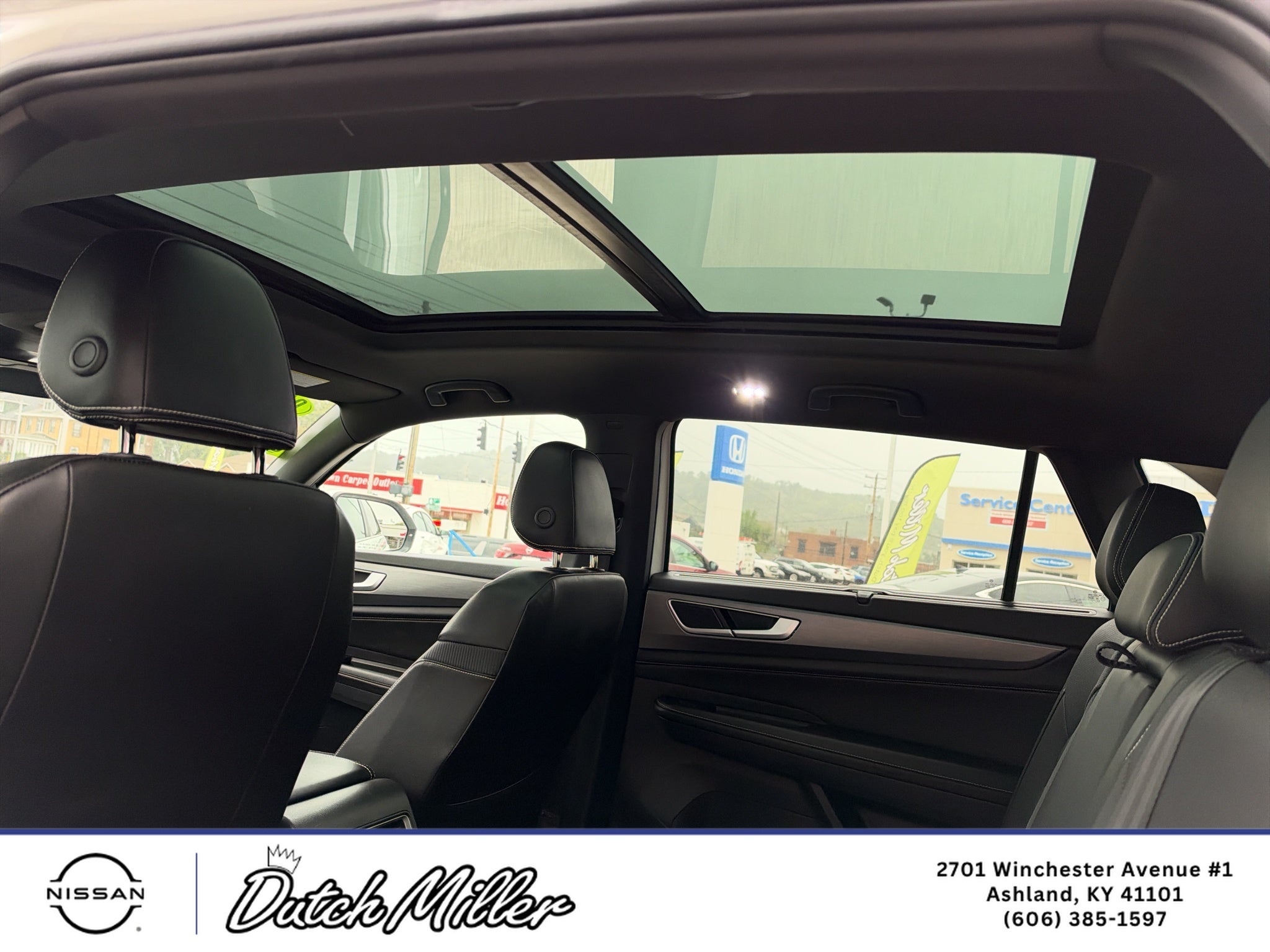 2024 Volkswagen Atlas Cross Sport 2.0T SE w/Technology