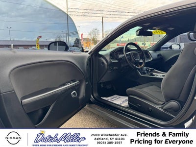 2016 Dodge Challenger SXT