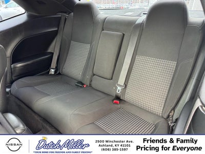 2016 Dodge Challenger SXT