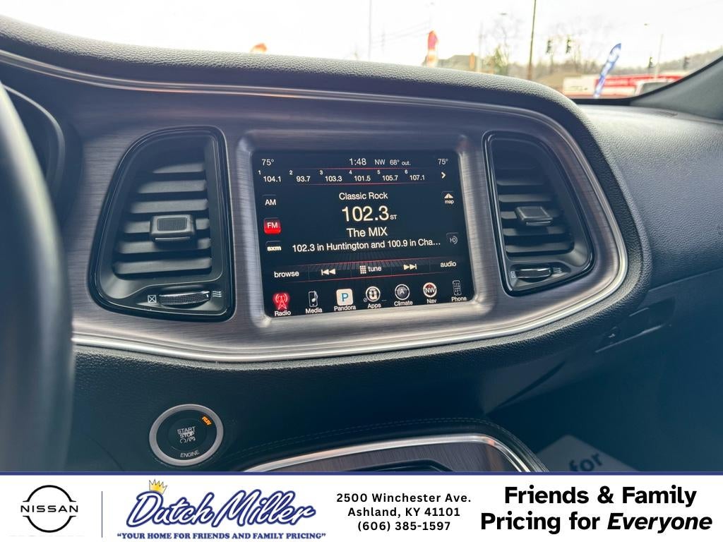 2016 Dodge Challenger SXT