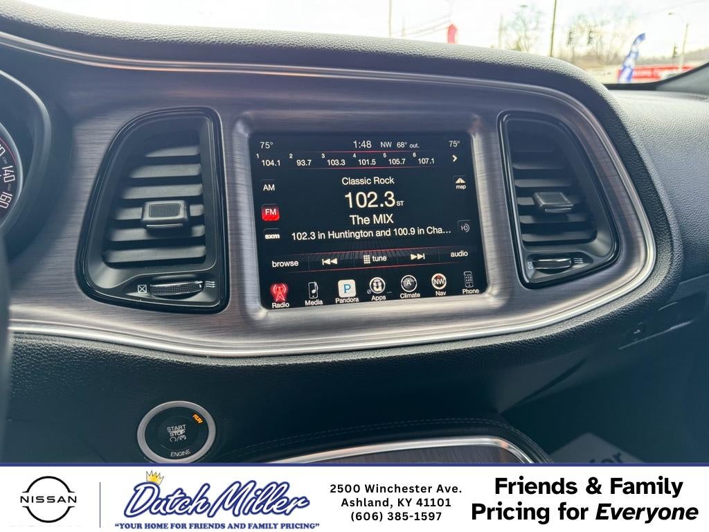 2016 Dodge Challenger SXT