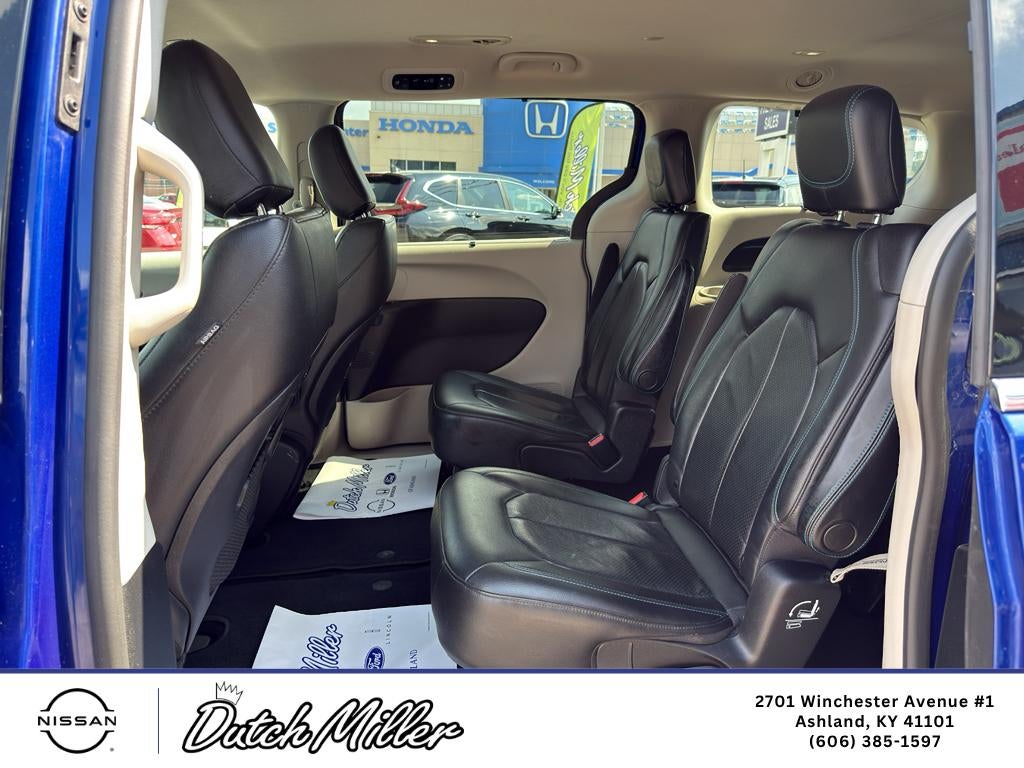 2021 Chrysler Pacifica Touring L