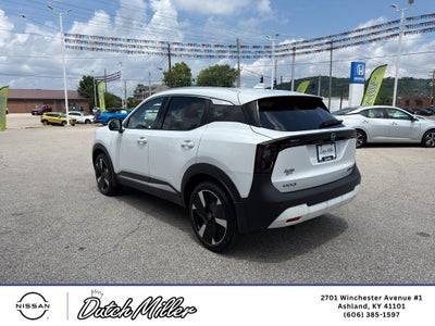 2025 Nissan Kicks SR