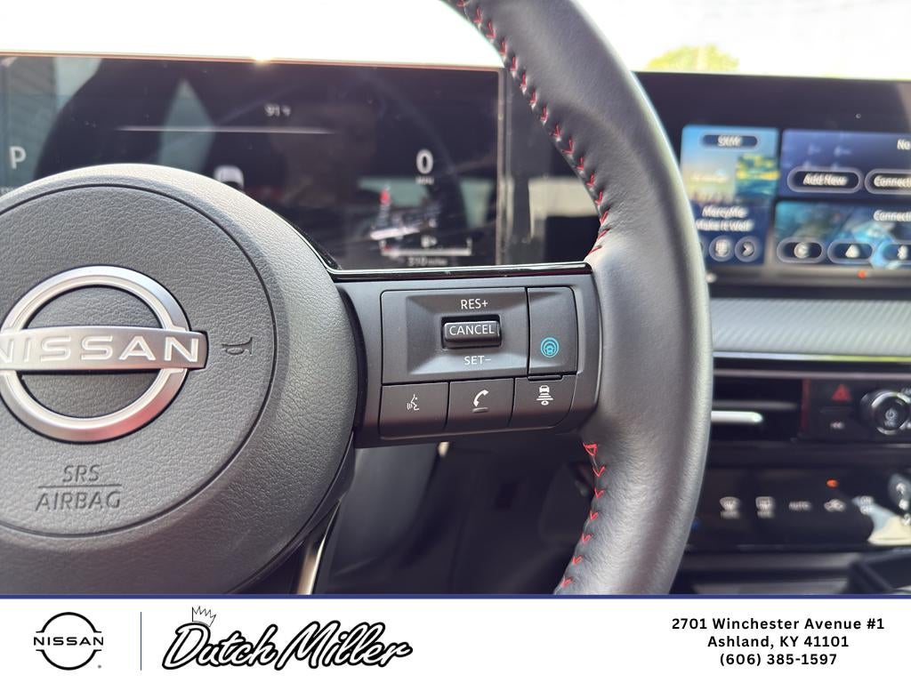 2025 Nissan Kicks SR