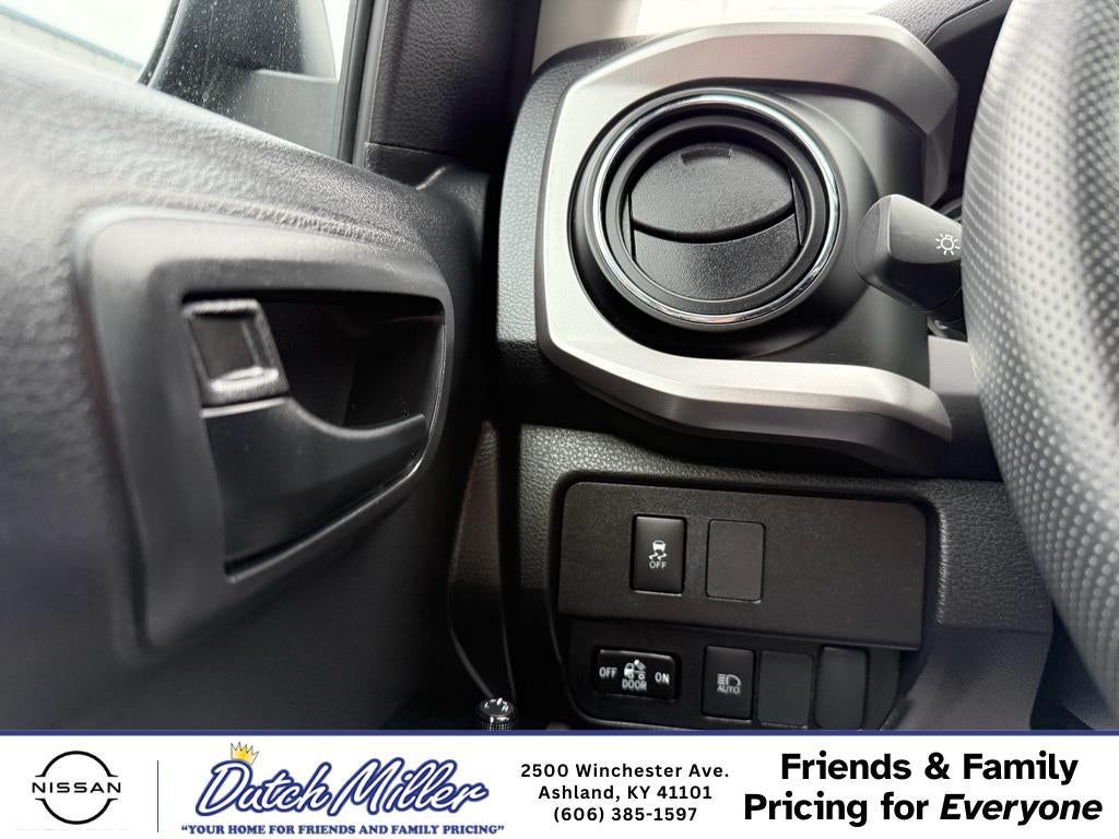 2023 Toyota Tacoma SR5