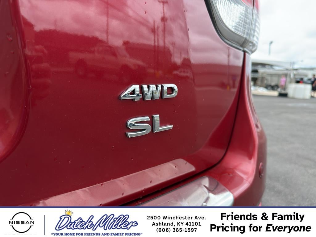 2016 Nissan Pathfinder SL
