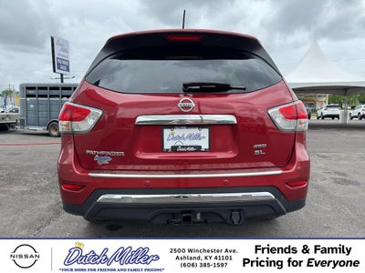 2016 Nissan Pathfinder SL