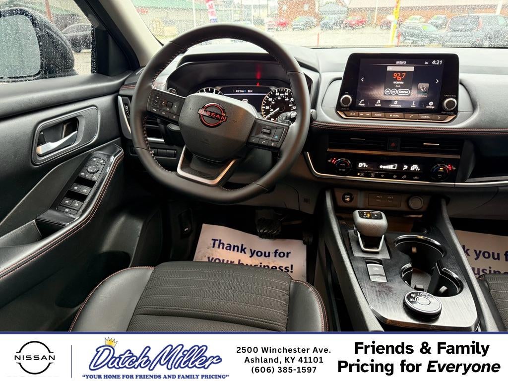 2025 Nissan Rogue Rock Creek