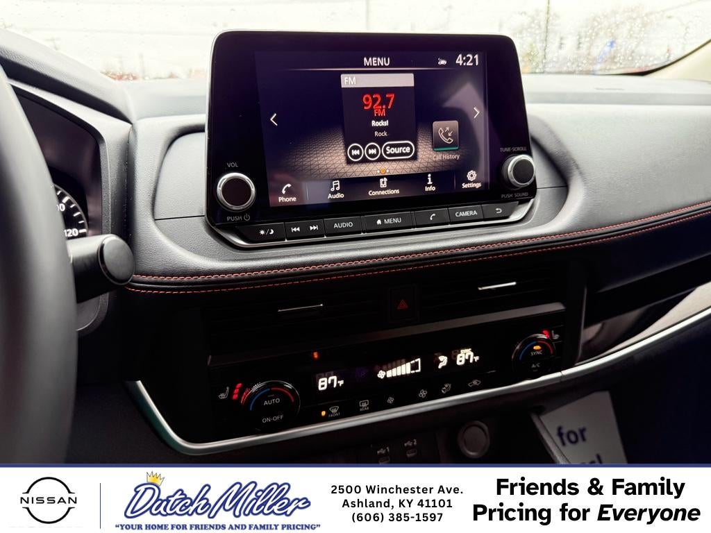 2025 Nissan Rogue Rock Creek