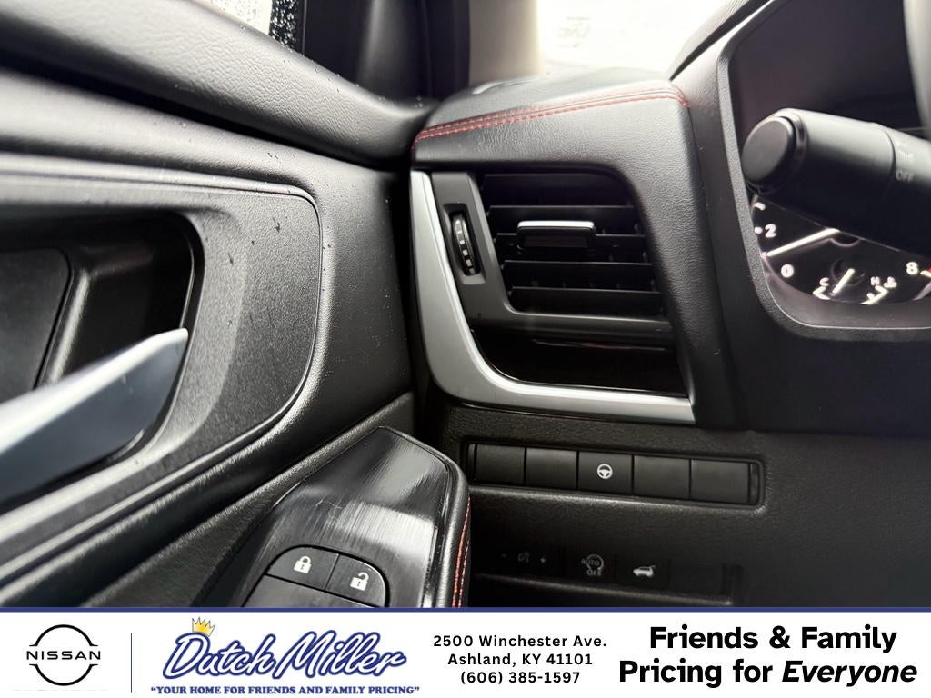 2025 Nissan Rogue Rock Creek