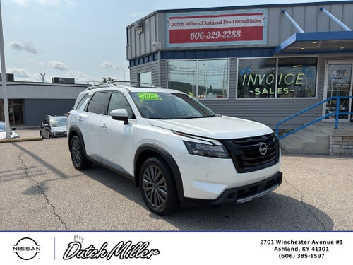 2025 Nissan Pathfinder SL
