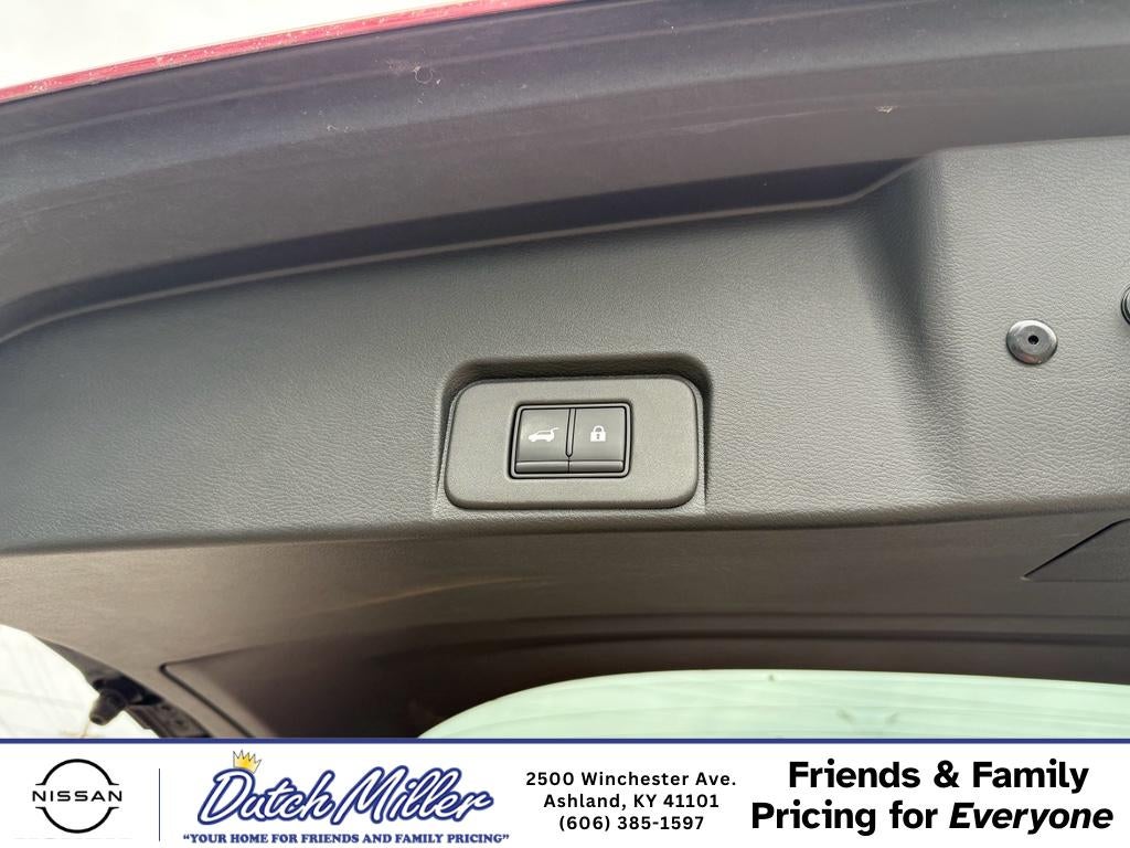 2022 Nissan Rogue SV