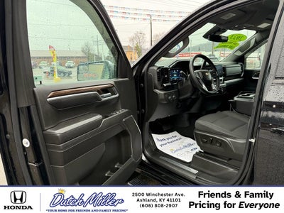 2023 Chevrolet Silverado LT