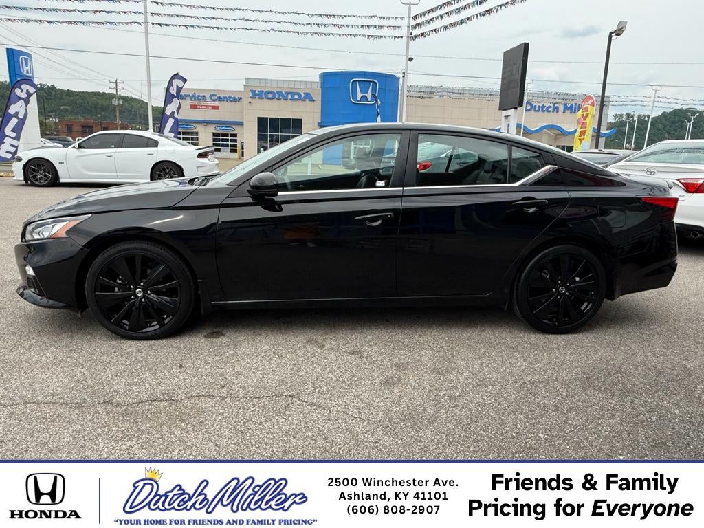 2022 Nissan Altima 2.5 SR