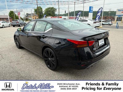 2022 Nissan Altima 2.5 SR