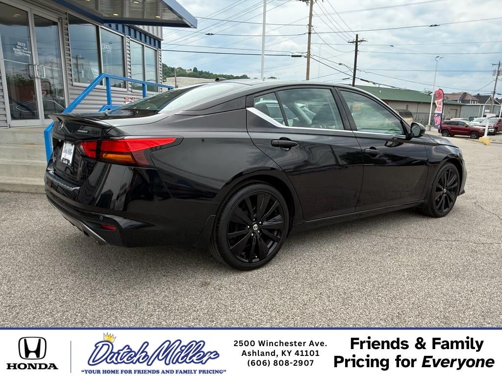 2022 Nissan Altima 2.5 SR