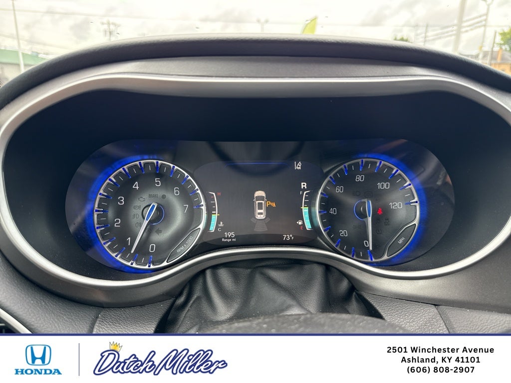 2024 Chrysler Pacifica Touring L