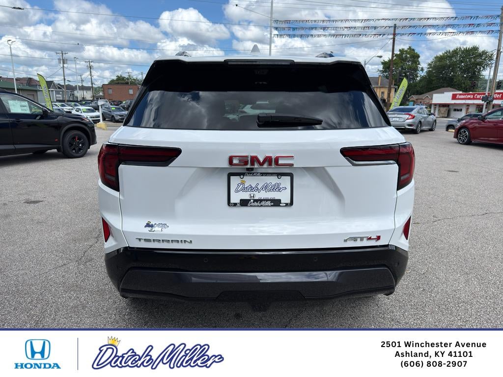 2026 GMC Terrain AWD AT4