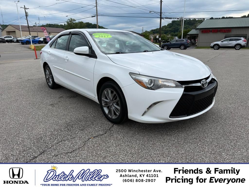 2017 Toyota Camry SE