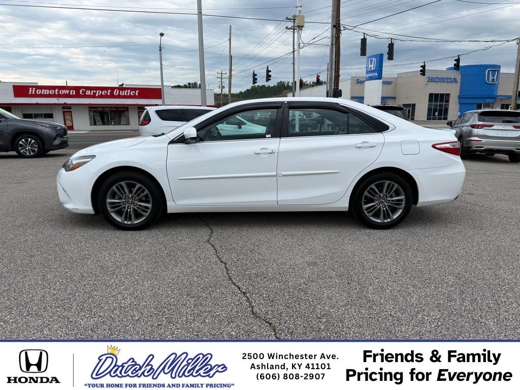 2017 Toyota Camry SE