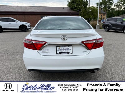 2017 Toyota Camry SE