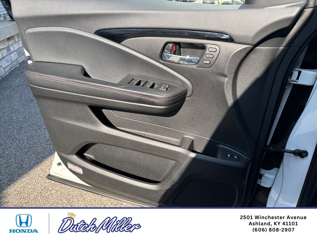 2022 Honda Pilot Black Edition