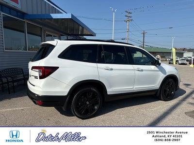 2022 Honda Pilot Black Edition