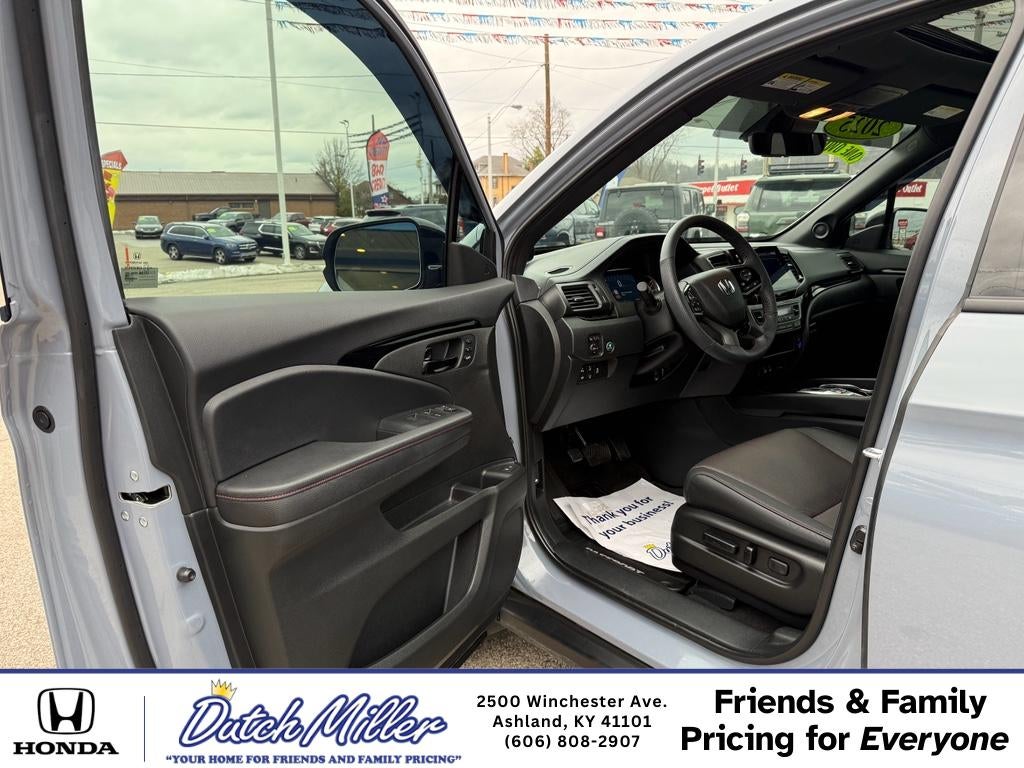 2025 Honda Passport Black Edition