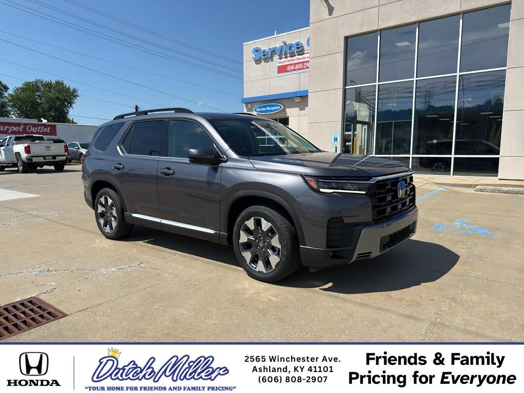 2026 Honda Pilot Touring AWD's photo