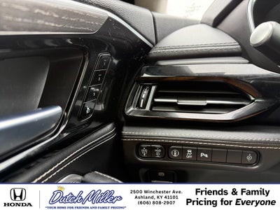 2022 Acura MDX w/Advance Package