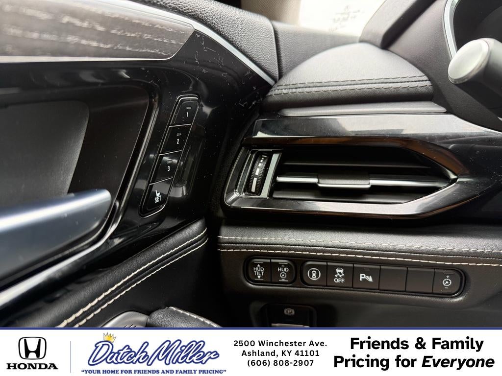 2022 Acura MDX w/Advance Package