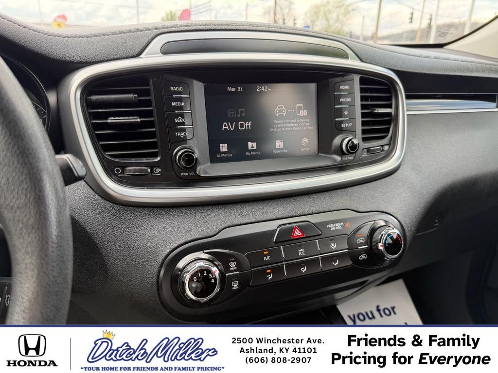 2020 Kia Sorento LX V6