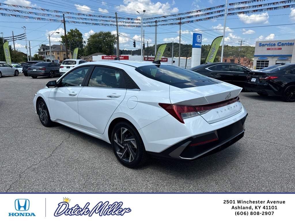2025 Hyundai Elantra Limited