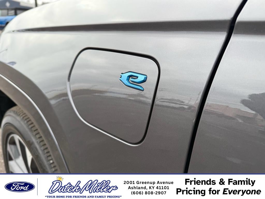 2022 Jeep Grand Cherokee 4xe Overland