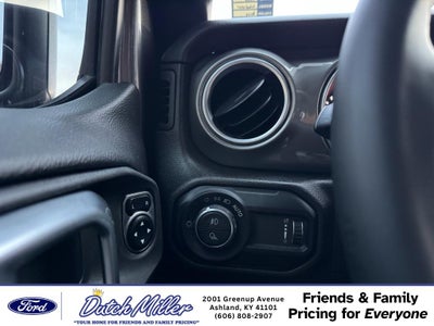 2023 Jeep Gladiator Overland