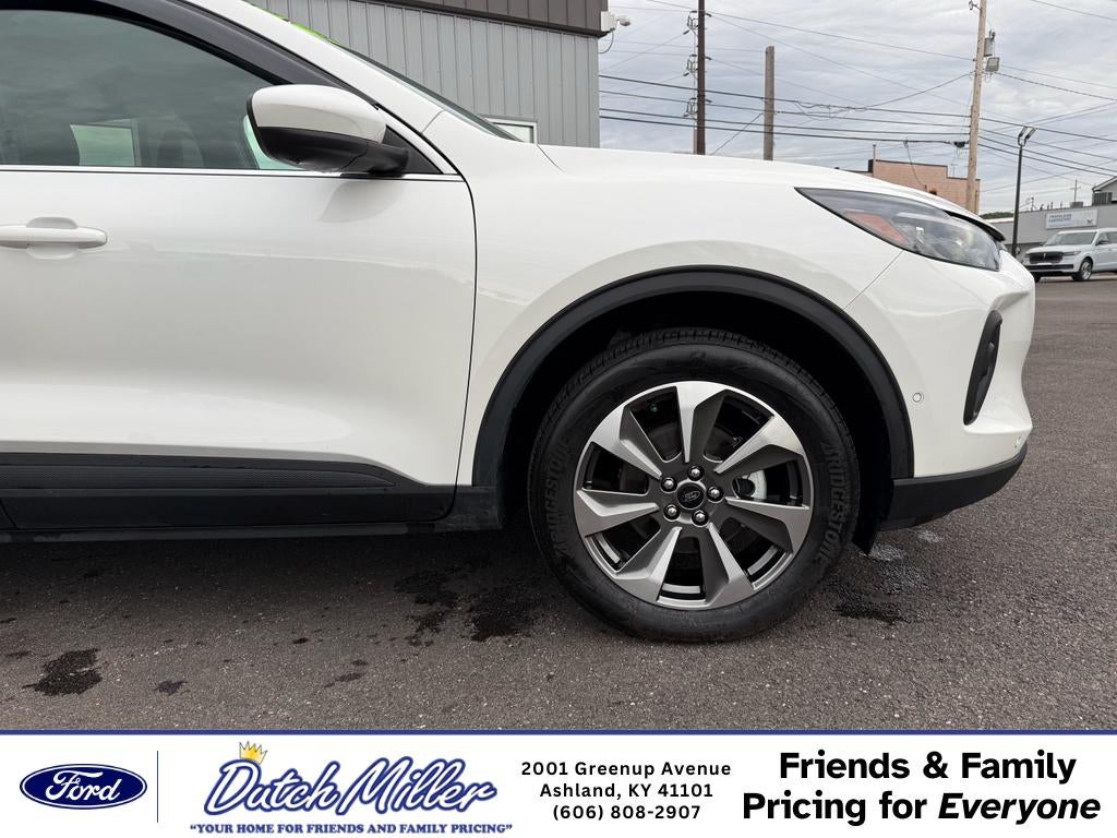2024 Ford Escape Platinum