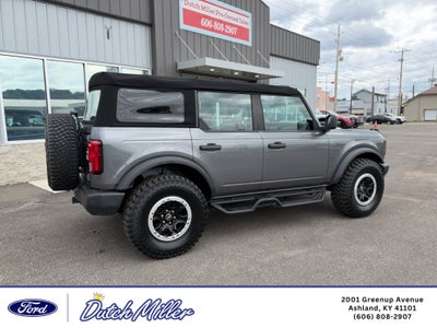 2022 Ford Bronco Base 4 Door 4x4