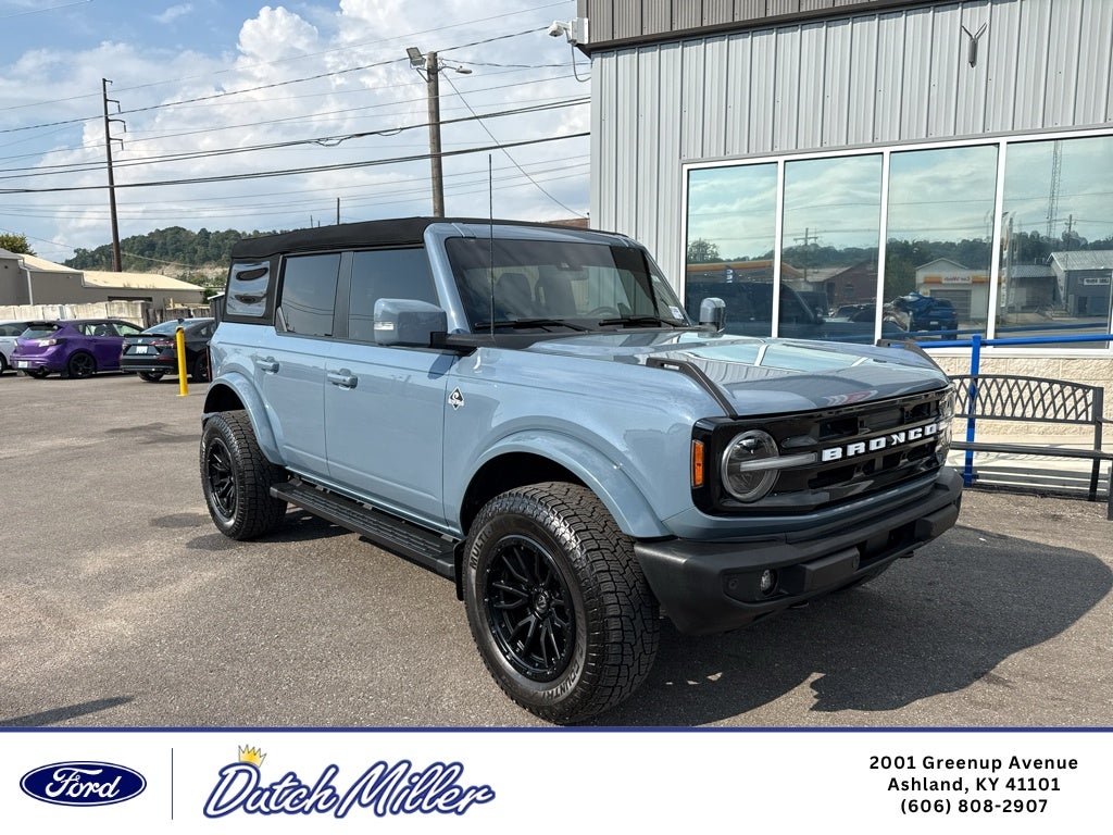 2024 Ford Bronco Outer Banks