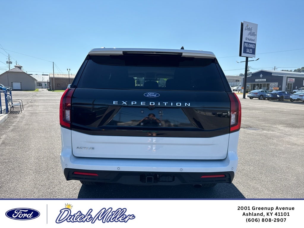 2025 Ford Expedition Active