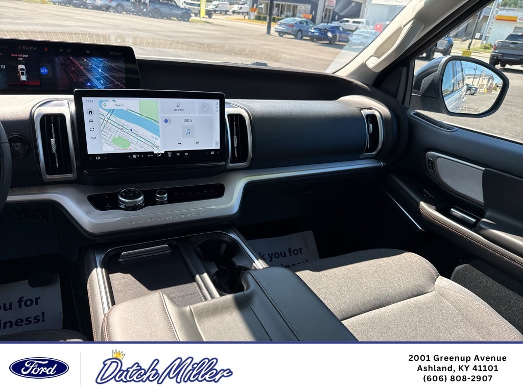 2025 Ford Expedition Active