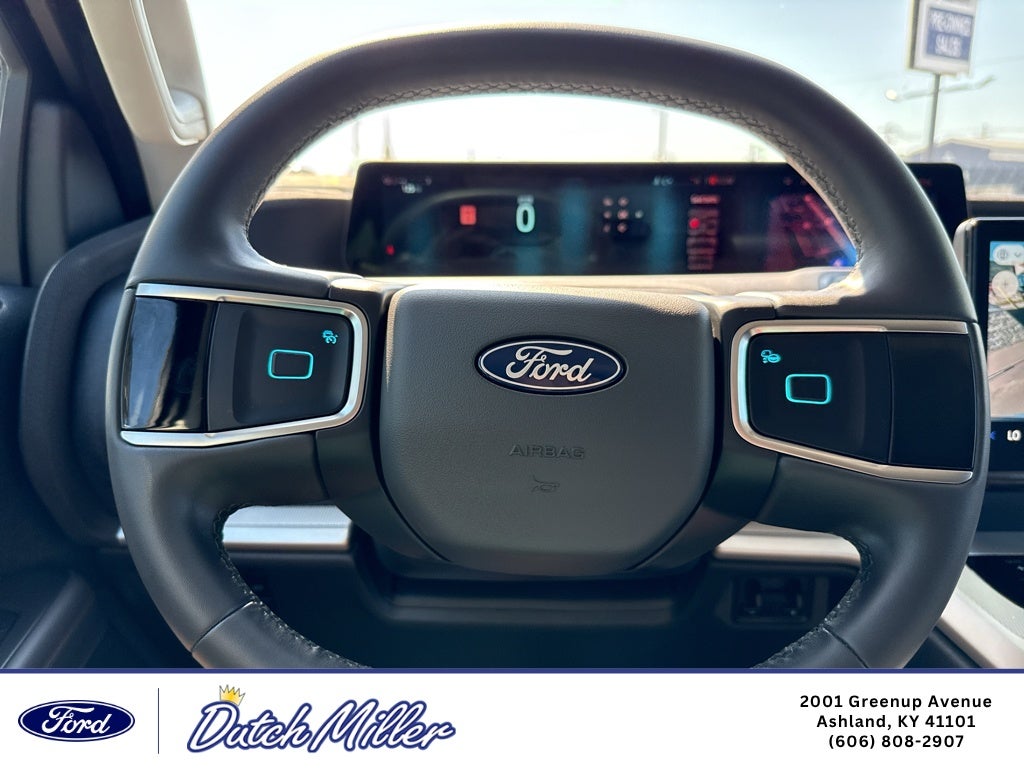 2025 Ford Expedition Active