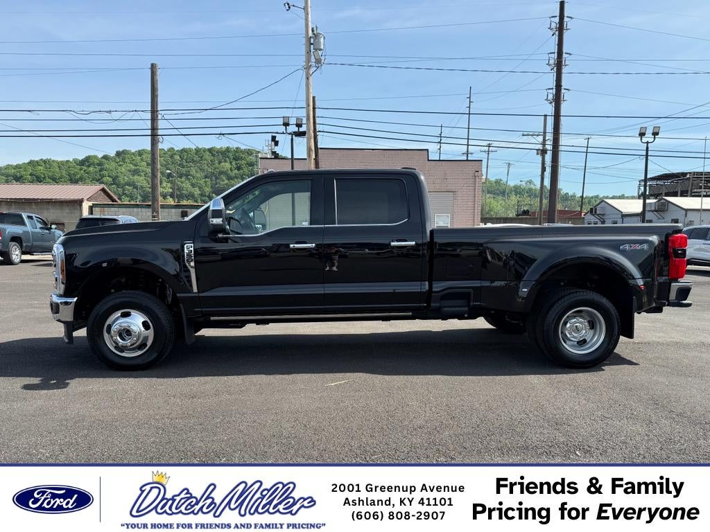 2025 Ford F-350 LARIAT