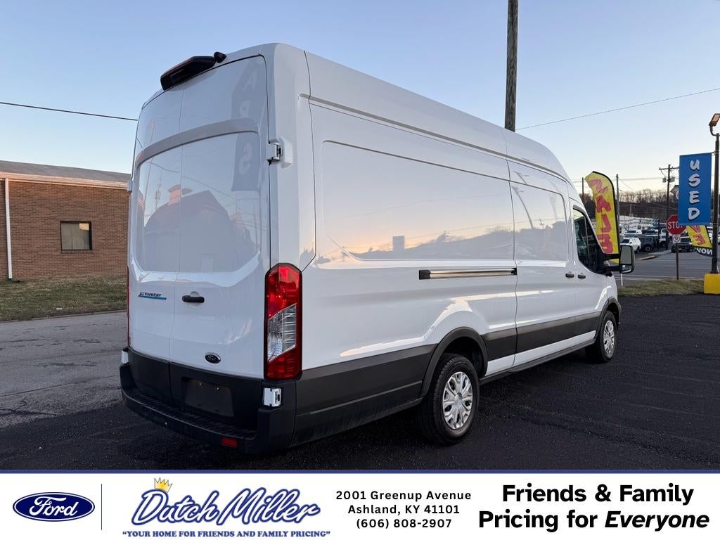 2023 Ford E-Transit Base