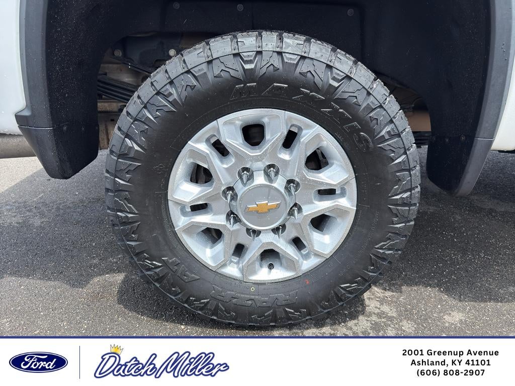 2024 Chevrolet Silverado LTZ