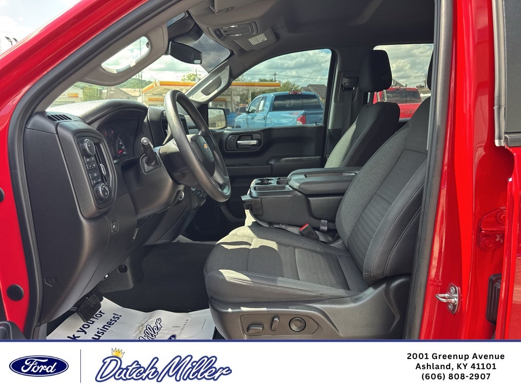 2024 Chevrolet Silverado Custom