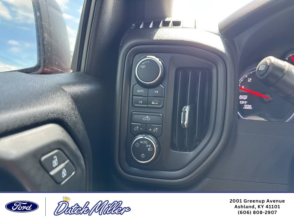 2024 Chevrolet Silverado Custom