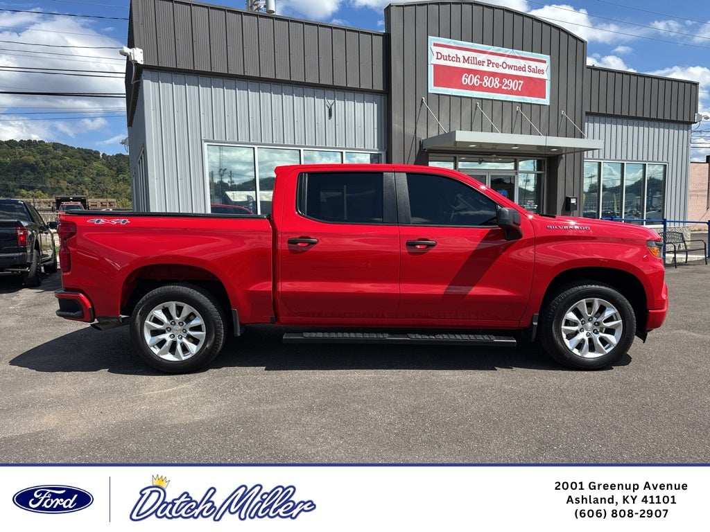 2024 Chevrolet Silverado Custom