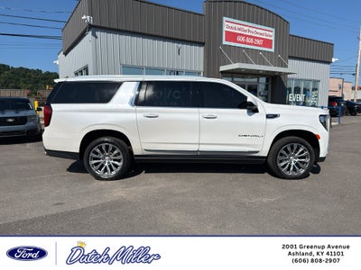 2022 GMC Yukon XL Denali